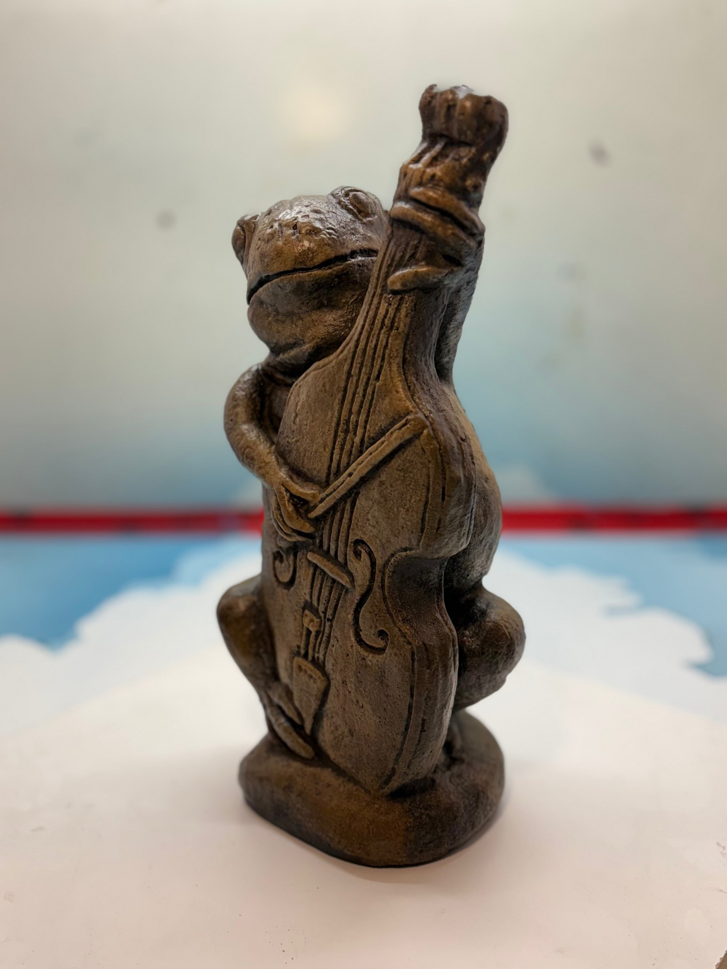 Frog Musician, Bass