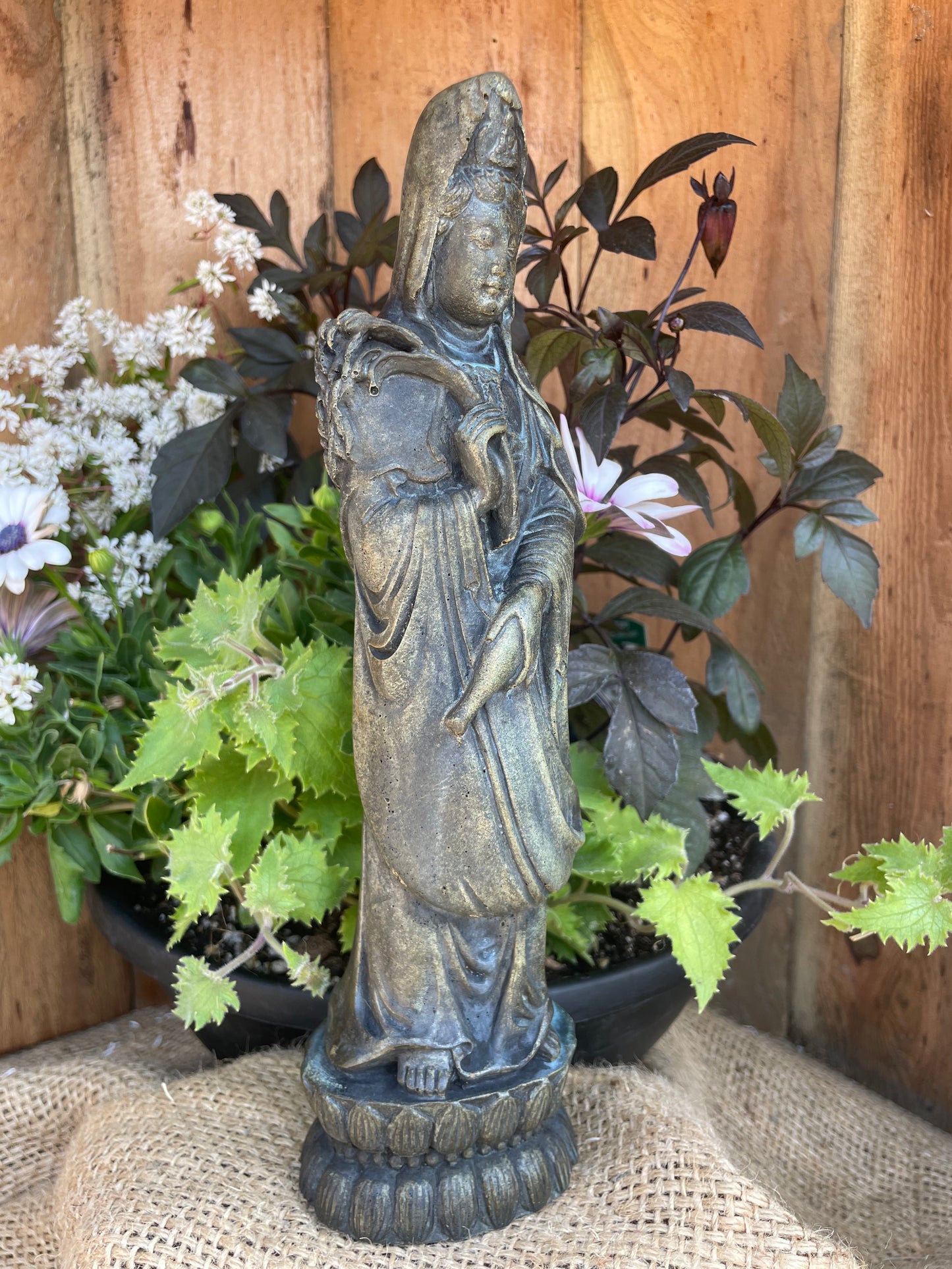 Kwan Yin - Standing 11"