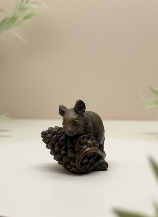 Mouse w/ Pine Cone